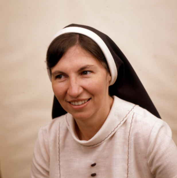 Photo of Janet Mead