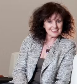 Photo of Angela Heesom