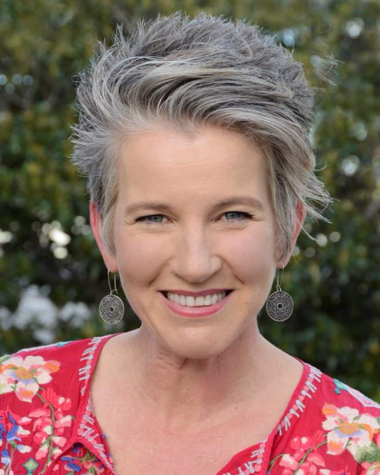 Photo of Sophie Thomson